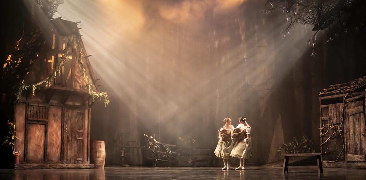 IMAGE_Giselle 1.-Helena-Fagan